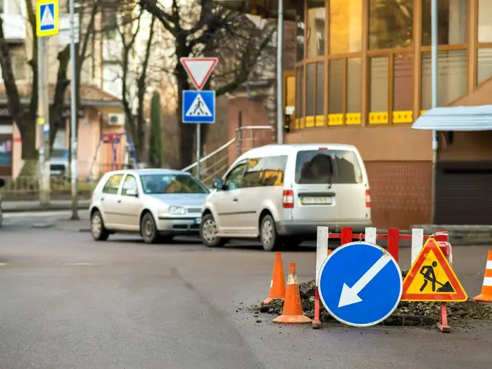 Scottsdale illegal left turn accident attorney reviewing crash evidence near Old Town Scottsdale intersection